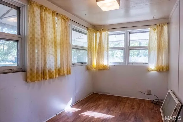 $1 | 813 Chipwood Lane, Centralia, IL 62801