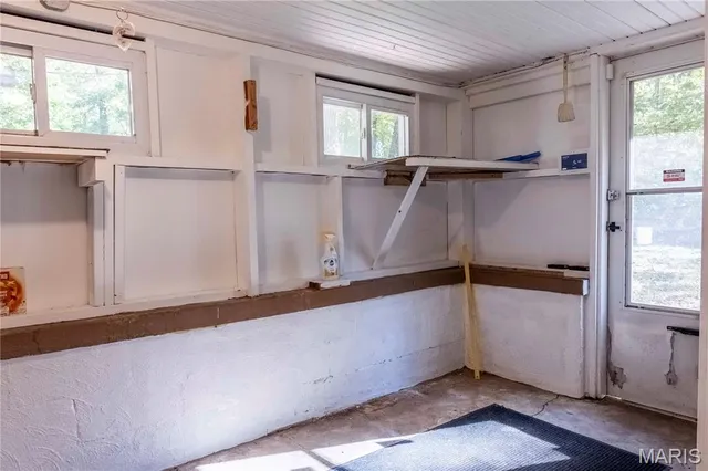 $1 | 813 Chipwood Lane, Centralia, IL 62801