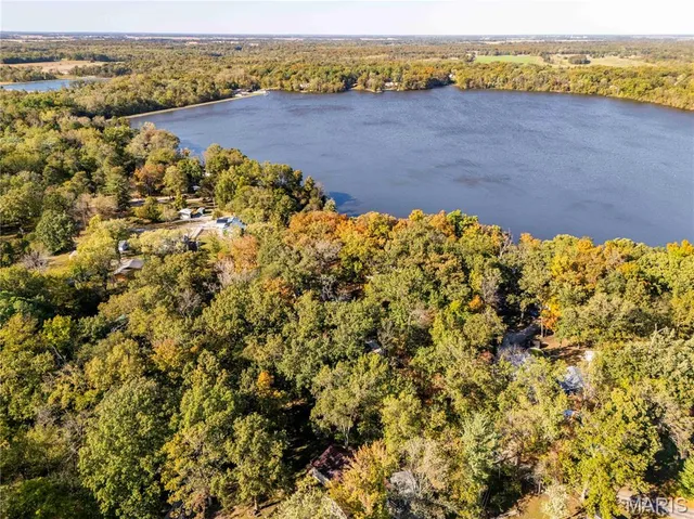 $1 | 813 Chipwood Lane, Centralia, IL 62801