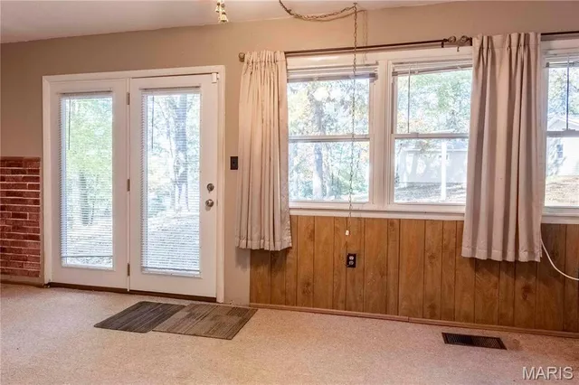 $1 | 813 Chipwood Lane, Centralia, IL 62801