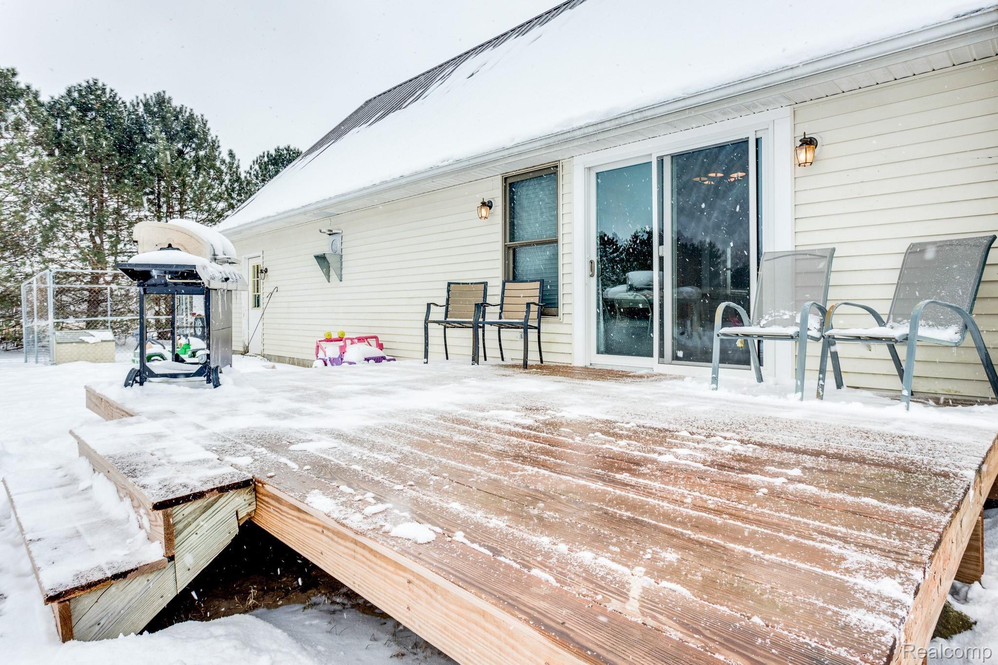 4381 Wellman Line Road Jeddo, MI 48032 - Photo 9 of 23 4381 Wellman Line Rd (9 of 26).jpg