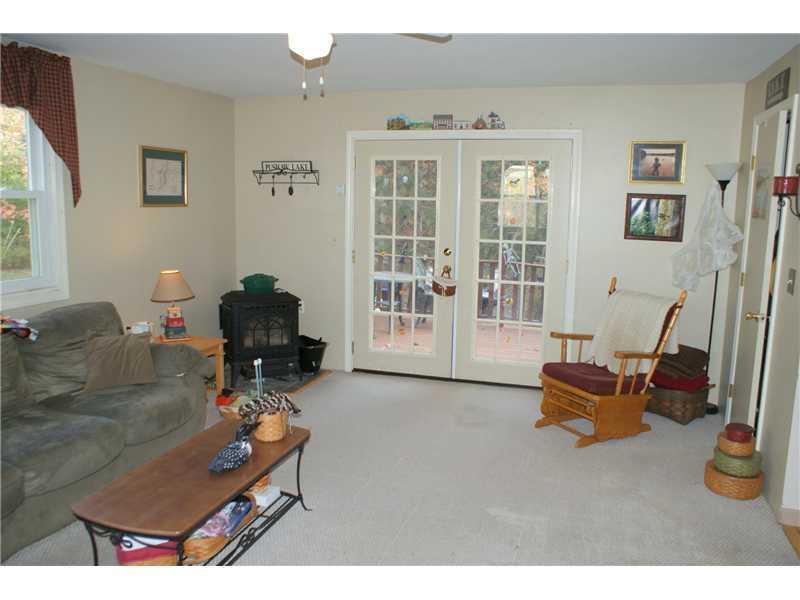 72 Orono Landing Road Orono, ME 04473 - Photo 7 of 35 Living Room.