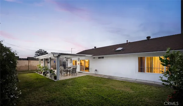 $1,325,000 | 17901 Martha Anne Drive, Tustin, CA 92780