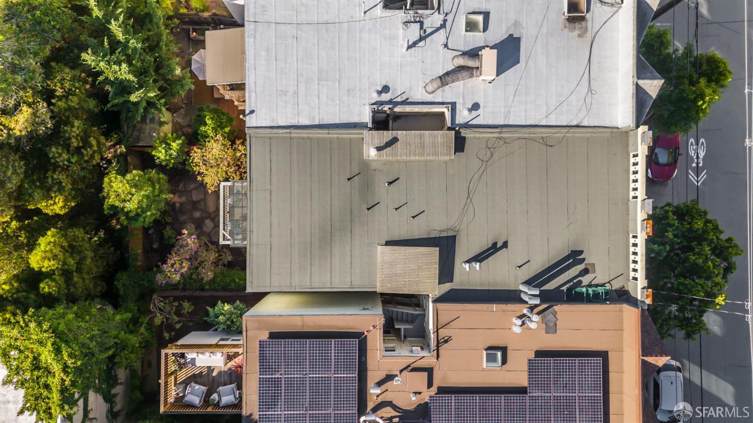 717 Page Street San Francisco, CA 94117 - Photo 33 of 39 an aerial view of residential houses