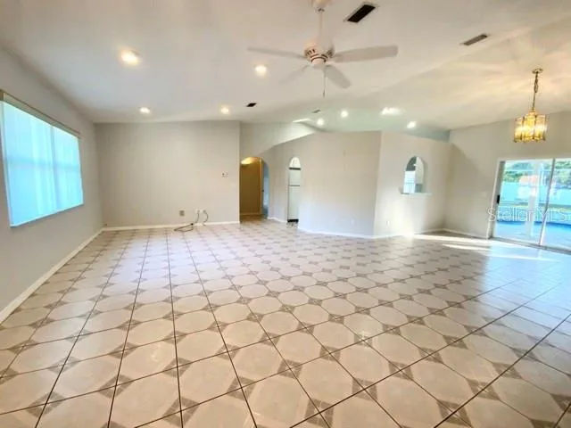 $1,900 | 16 Fayy Lane, Palm Coast, FL 32137