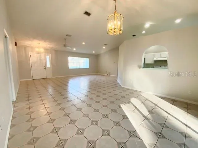 $1,900 | 16 Fayy Lane, Palm Coast, FL 32137