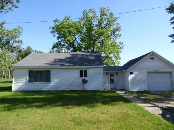$139,900 | 20484 12th Road, Plymouth, IN 46563
