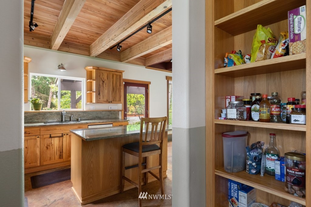 2965 North Slater Road Oak Harbor, WA 98277 - Photo 14 of 40 Gallery Image 14