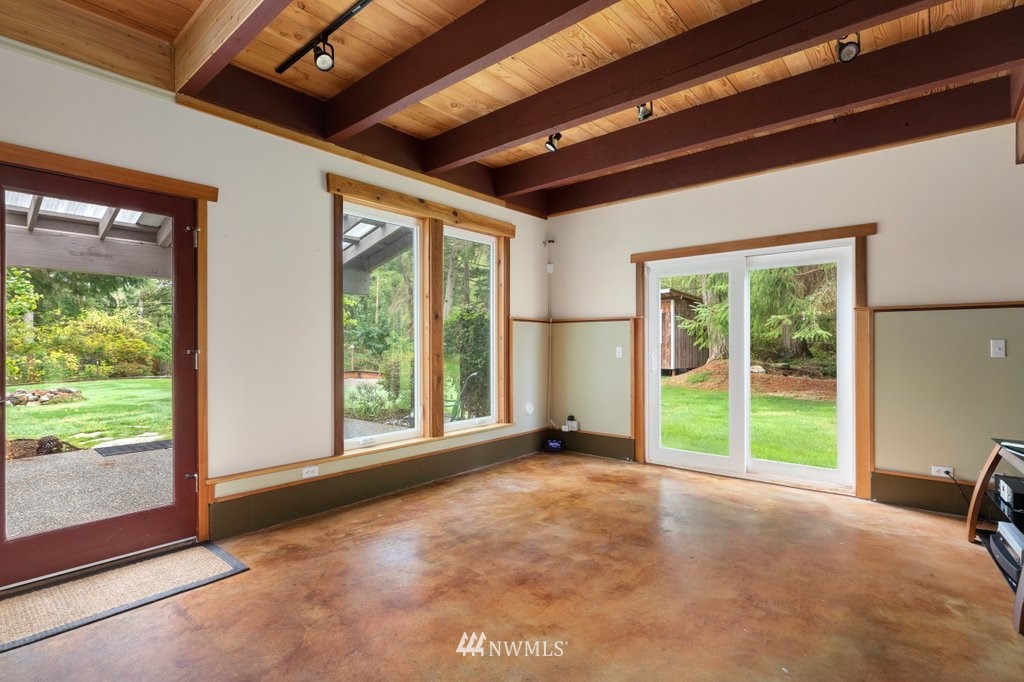 2965 North Slater Road Oak Harbor, WA 98277 - Photo 16 of 40 Gallery Image 16