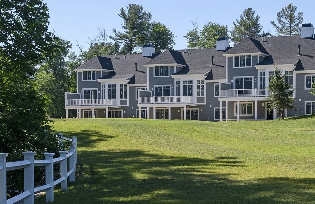 3 Robert Drive, Unit 12 Andover, MA 01810 - Photo 2 of 34