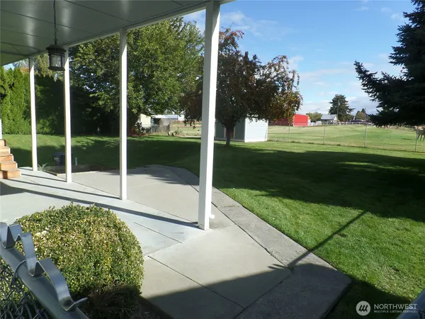 $429,900 | 32 Northeast Tremont Drive, College Place, WA 99324