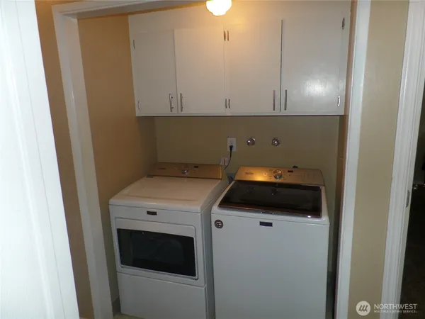 $429,900 | 32 Northeast Tremont Drive, College Place, WA 99324