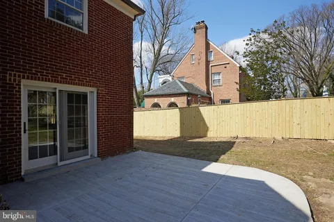$6,200 | 5135 Massachusetts Avenue, Bethesda, MD 20816