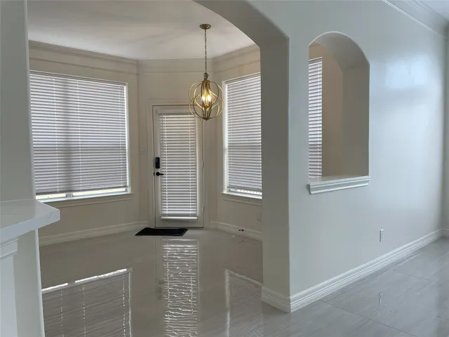 $4,400 | 5622 Lake Pl Drive, Houston, TX 77041