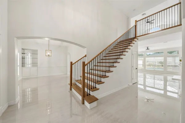 $4,400 | 5622 Lake Pl Drive, Houston, TX 77041