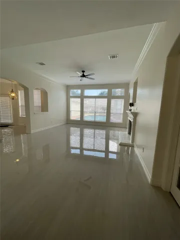 $4,400 | 5622 Lake Pl Drive, Houston, TX 77041