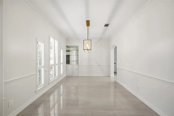 $4,400 | 5622 Lake Pl Drive, Houston, TX 77041