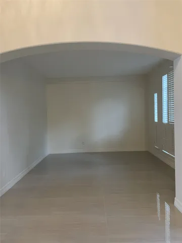 $4,400 | 5622 Lake Pl Drive, Houston, TX 77041