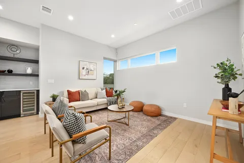 $650,000 | 5605 Sunshine Drive, Unit 10, Austin, TX 78756