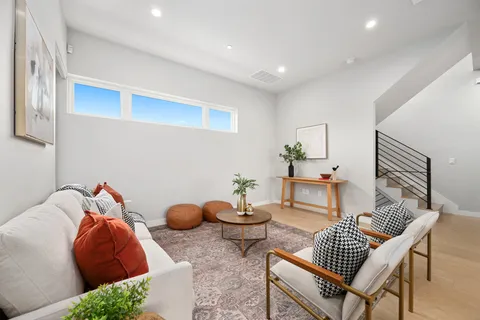 $650,000 | 5605 Sunshine Drive, Unit 10, Austin, TX 78756