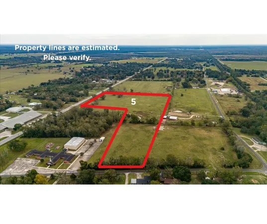 $525,000 | 834 East, Liberty, TX 77575