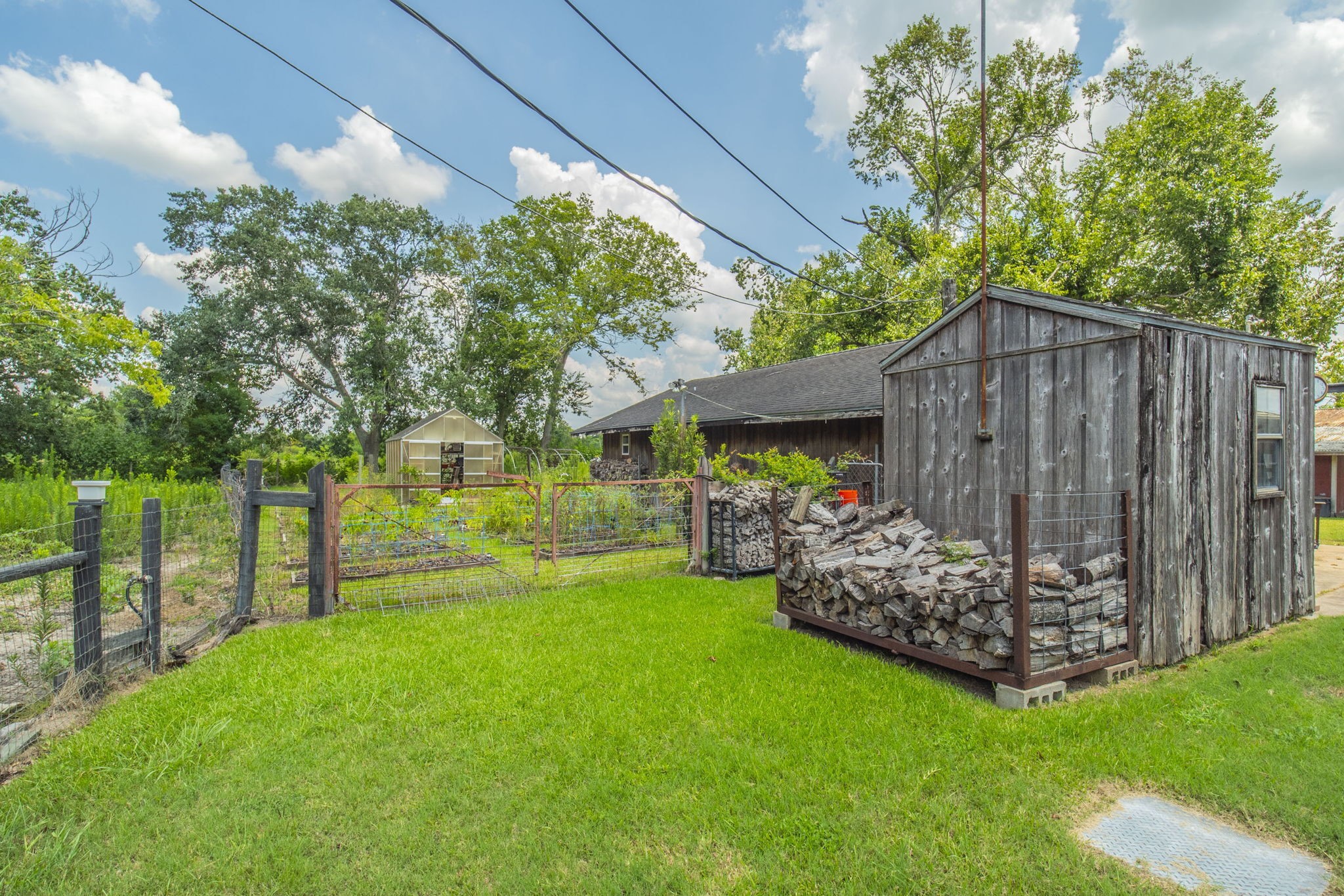 9235 Ruth Road Rosharon, TX 77583 - Photo 21 of 46