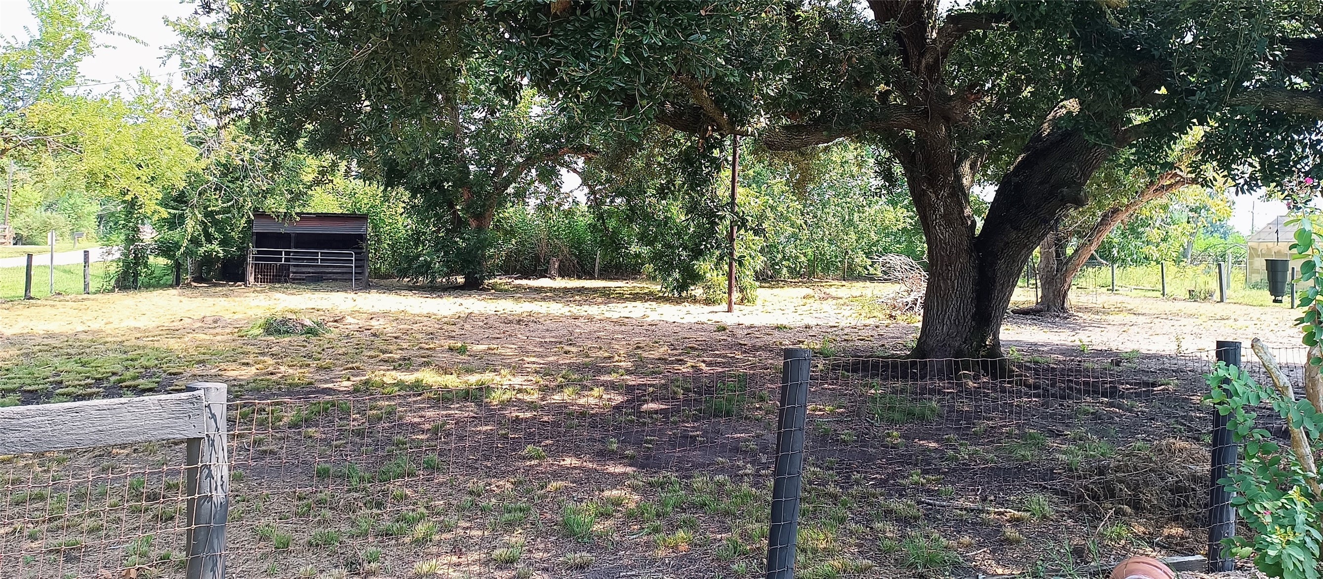 9235 Ruth Road Rosharon, TX 77583 - Photo 44 of 46