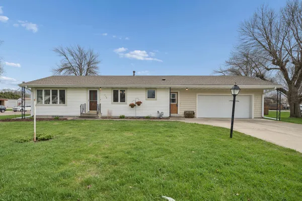 $235,500 | 306 3rd Avenue Southeast, Blooming Prairie, MN 55917