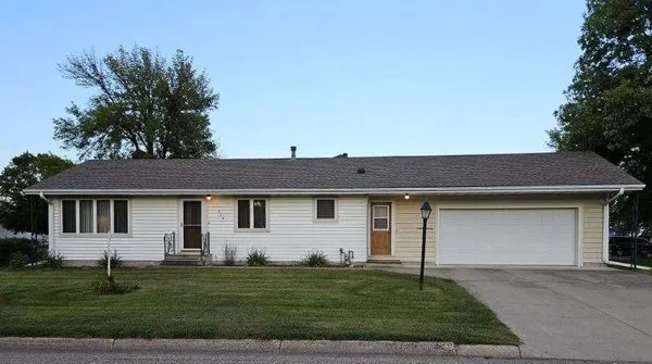 $235,500 | 306 3rd Avenue Southeast, Blooming Prairie, MN 55917