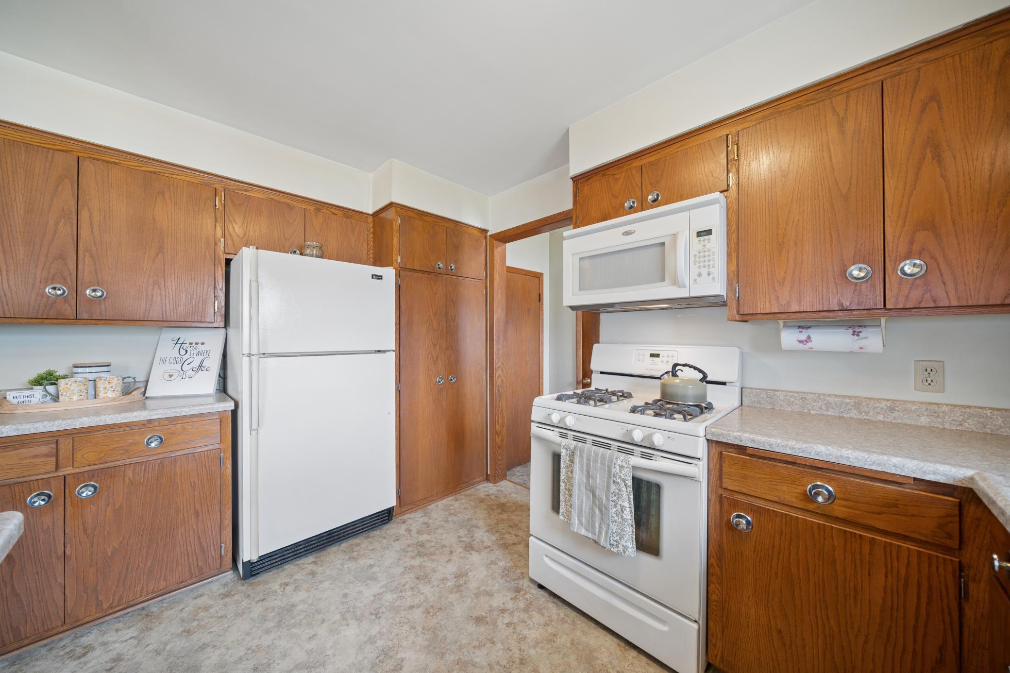 306 3rd Avenue Southeast Blooming Prairie, MN 55917 - Photo 10 of 22