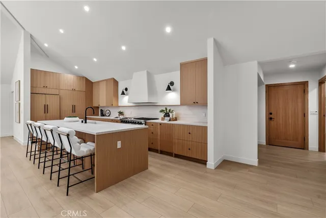 $2,495,000 | 2055 Calvert Avenue, Costa Mesa, CA 92626