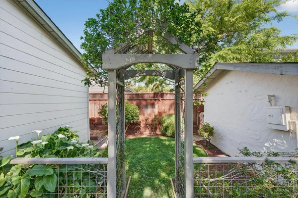 $2,899,000 | 136 Loma Alta Avenue, Los Gatos, CA 95030