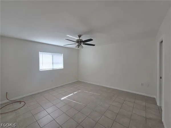 $1,250 | 4815 Triton Court East, Unit 3, Cape Coral, FL 33904