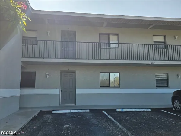 $1,250 | 4815 Triton Court East, Unit 3, Cape Coral, FL 33904