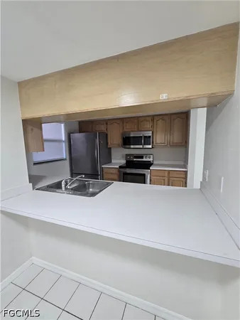 $1,250 | 4815 Triton Court East, Unit 3, Cape Coral, FL 33904