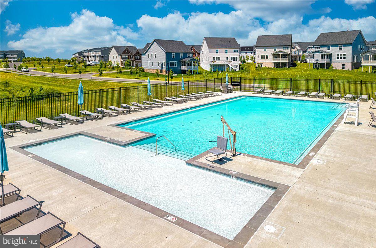 7306 Isabella Road Laurel, MD 20723 - Photo 55 of 59 Community Pool