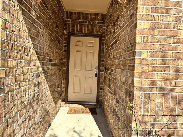 $280,000 | 2719 Bergen Bay Lane, Fresno, TX 77545