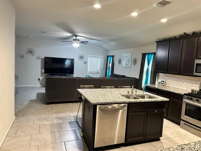 $280,000 | 2719 Bergen Bay Lane, Fresno, TX 77545