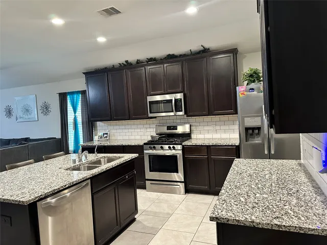 $280,000 | 2719 Bergen Bay Lane, Fresno, TX 77545