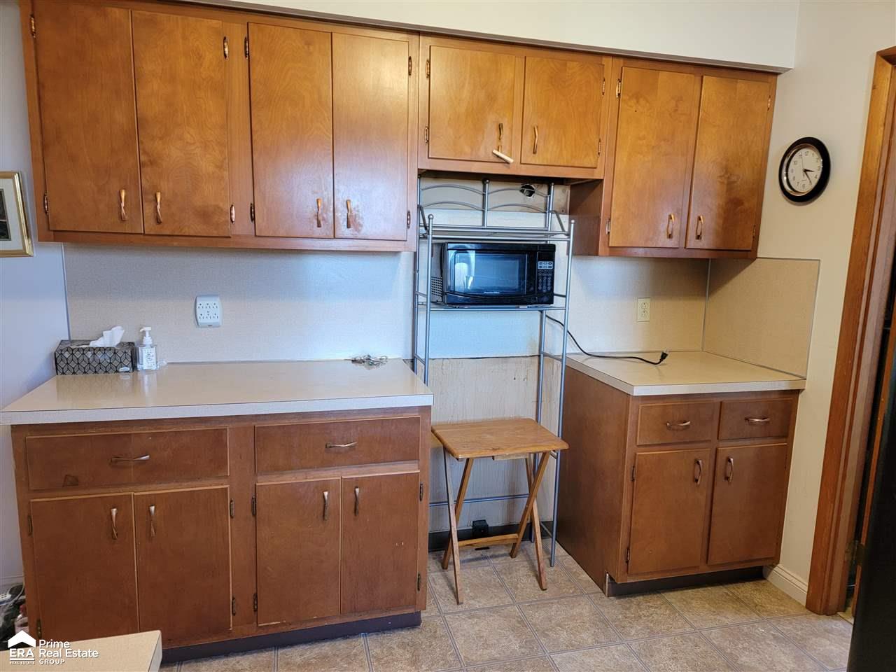 8403 Newburg Road Durand, MI 48429 - Photo 7 of 18