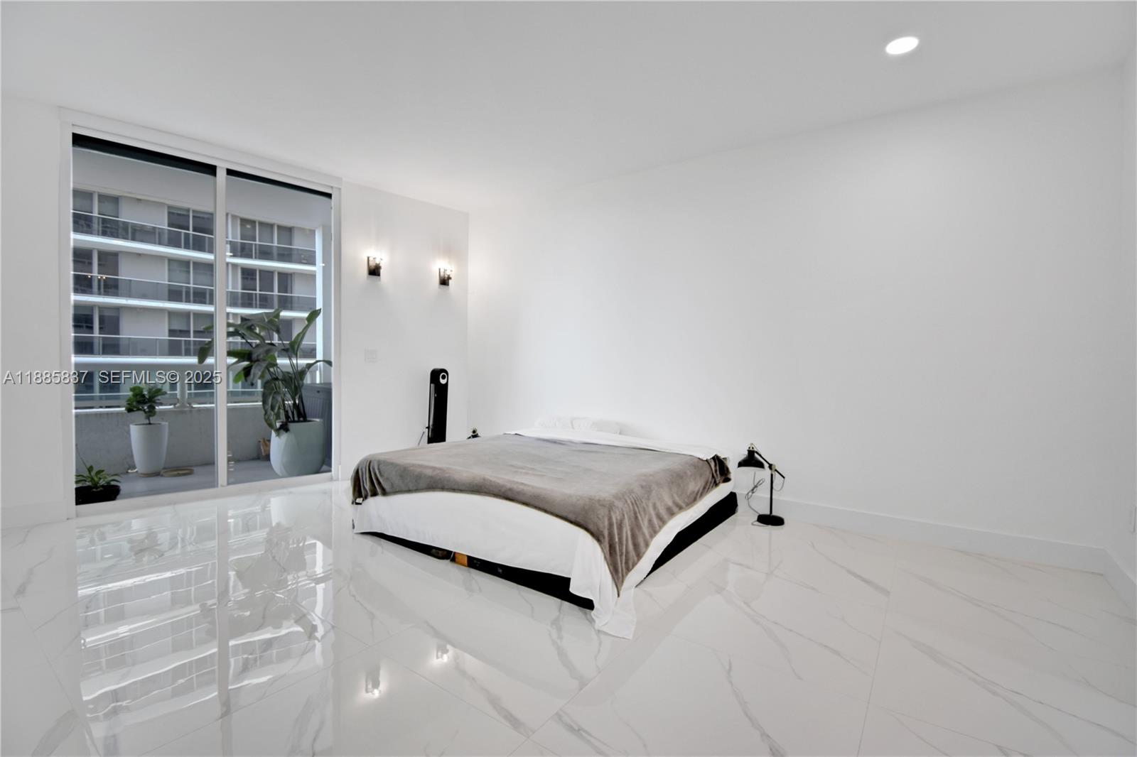 1800 North Bayshore Drive, Unit 512 Miami, FL 33132 - Photo 11 of 53