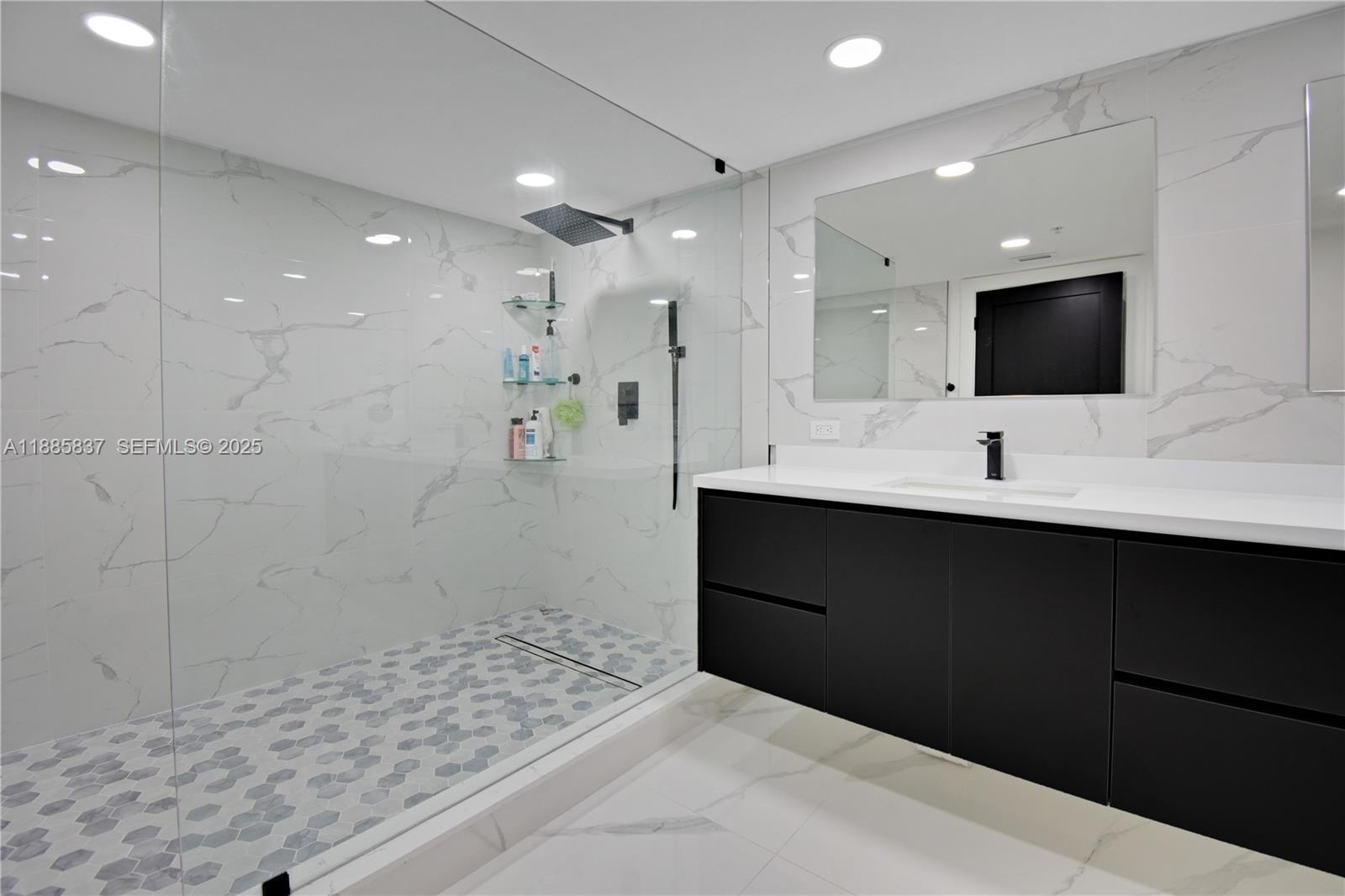 1800 North Bayshore Drive, Unit 512 Miami, FL 33132 - Photo 19 of 53