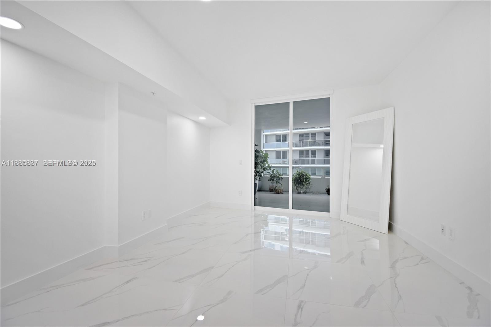 1800 North Bayshore Drive, Unit 512 Miami, FL 33132 - Photo 20 of 53