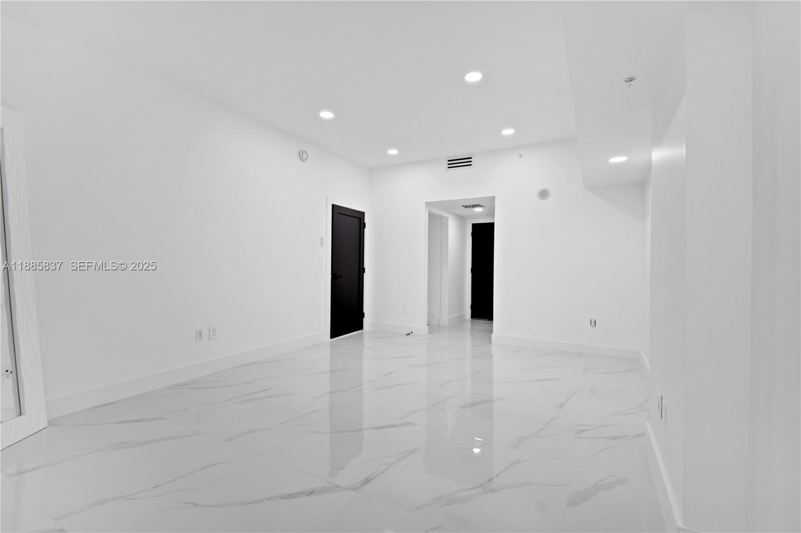 1800 North Bayshore Drive, Unit 512 Miami, FL 33132 - Photo 22 of 53