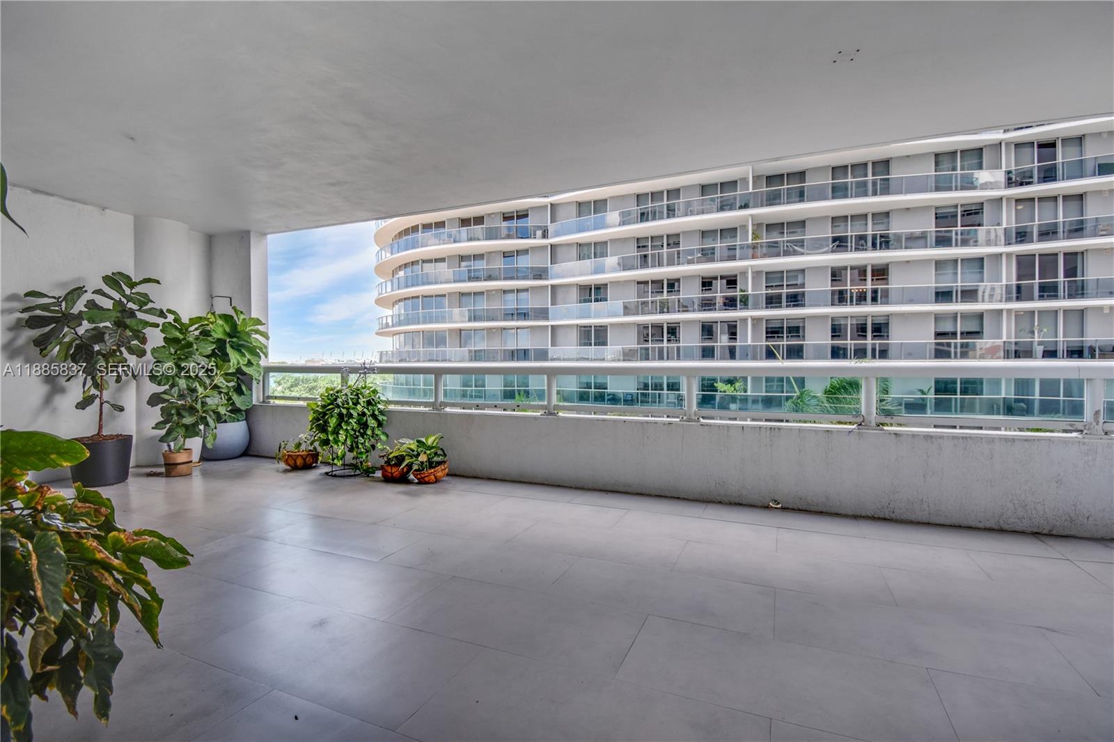 1800 North Bayshore Drive, Unit 512 Miami, FL 33132 - Photo 30 of 53