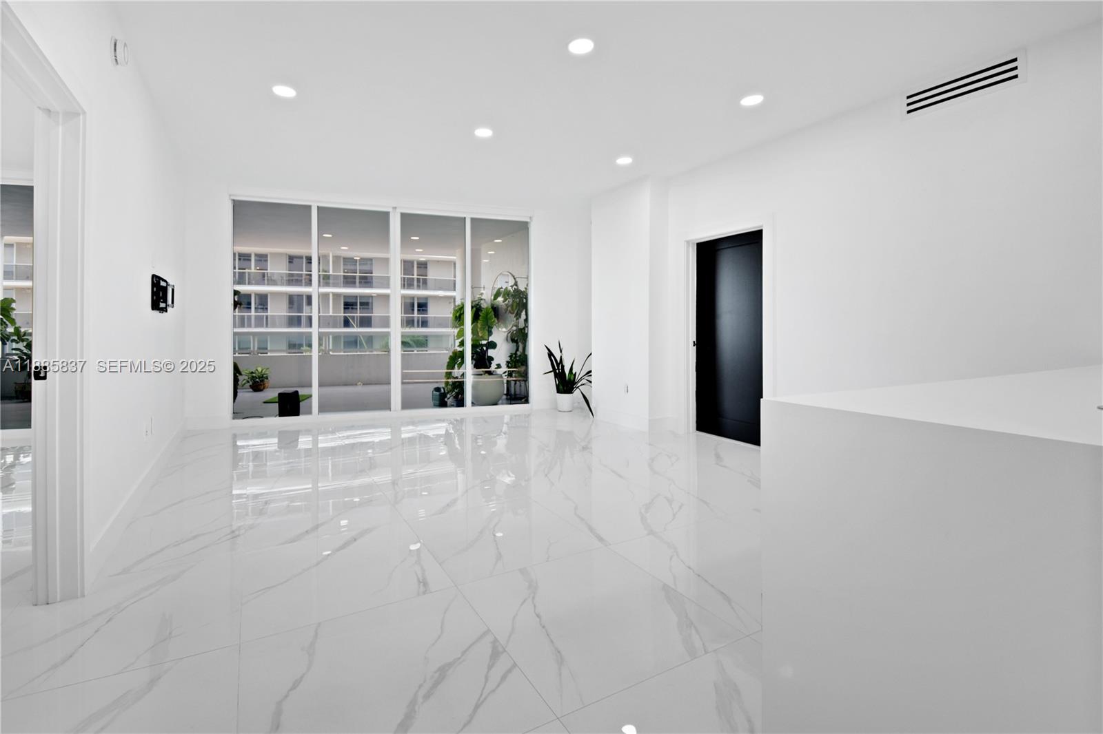 1800 North Bayshore Drive, Unit 512 Miami, FL 33132 - Photo 6 of 53