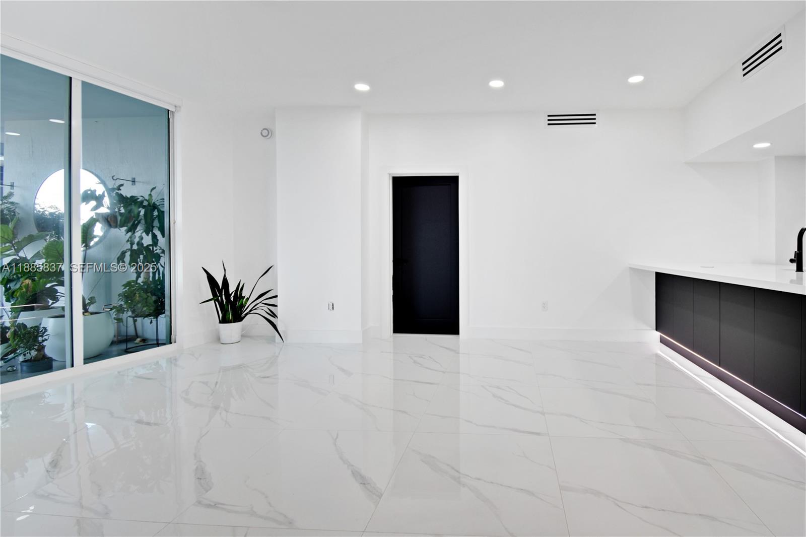 1800 North Bayshore Drive, Unit 512 Miami, FL 33132 - Photo 7 of 53