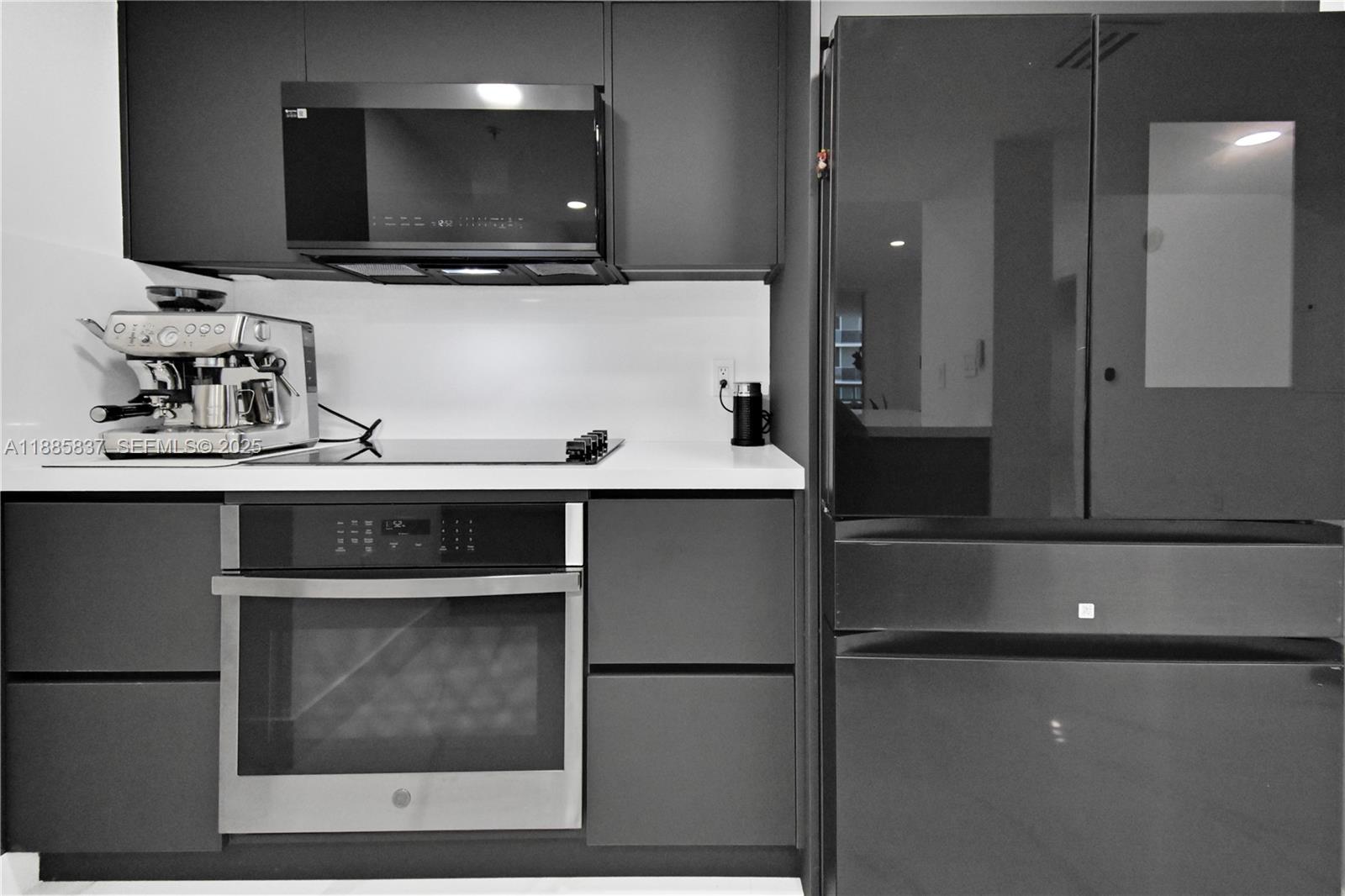 1800 North Bayshore Drive, Unit 512 Miami, FL 33132 - Photo 10 of 53