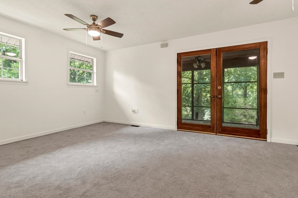 595 Berry Shoals Road Duncan, SC 29334 - Photo 17 of 36