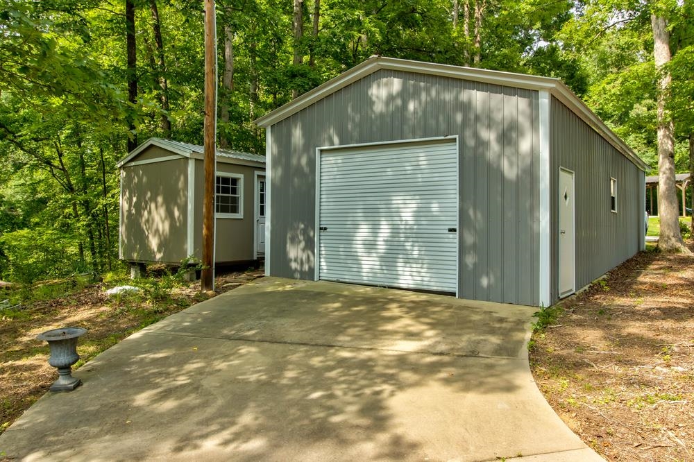 595 Berry Shoals Road Duncan, SC 29334 - Photo 30 of 36